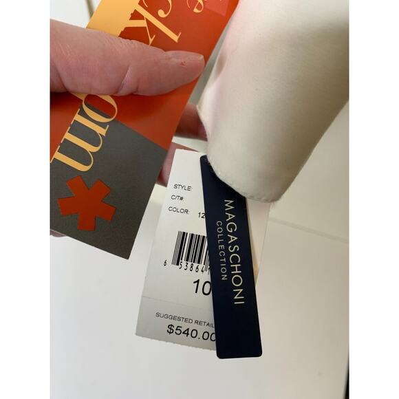 Magaschoni Collection Womens Size 10 White Jacket Long Coat Patch Pockets - Picture 5 of 9